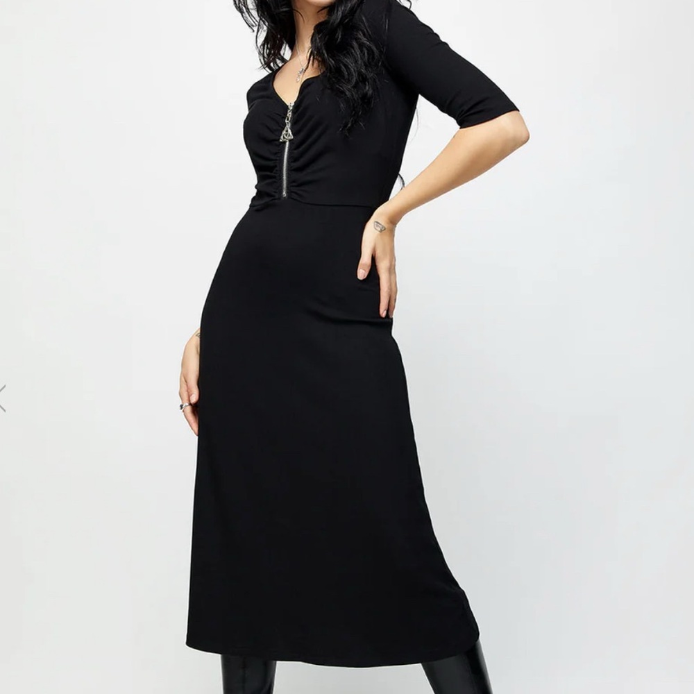 Disturbia Triquetra Zip Rib Midi Dress